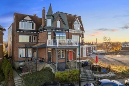 Charming Studio-Panoramic View-Your Pittsburgh Sanctuary Apartment Exterior foto
